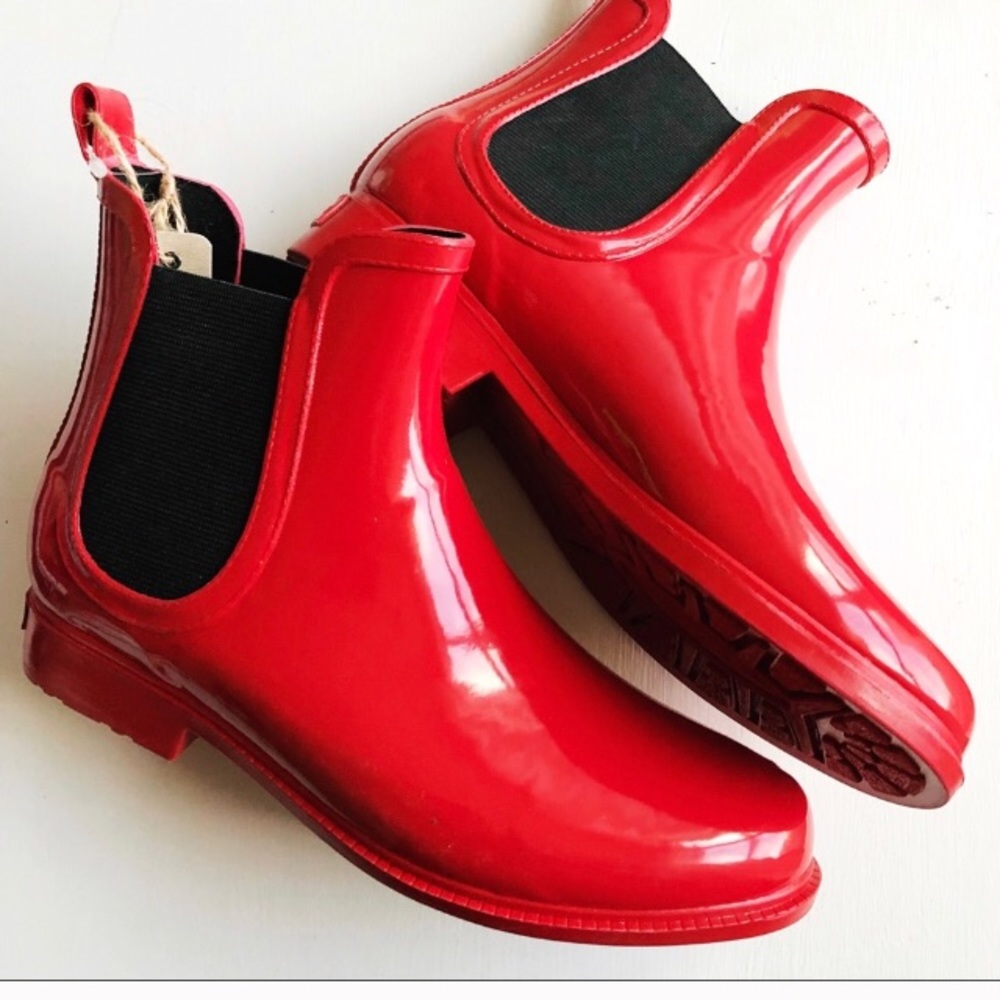 Red Rainboots